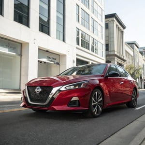 2025 Nissan Altima Delivers on Both Efficiency and Good Looks